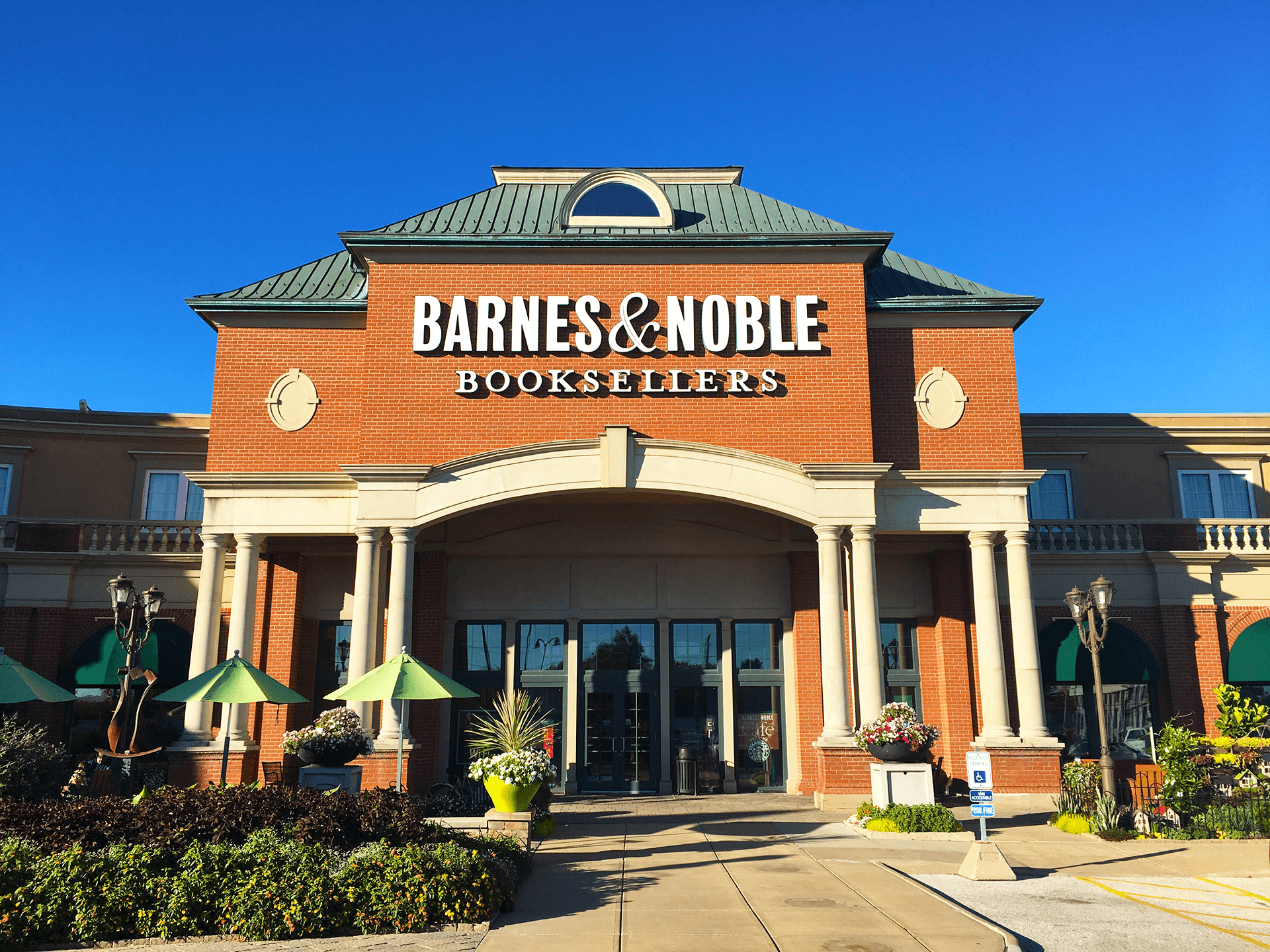 Eton Chagrin Boulevard Barnes Noble Bookstore At Eton