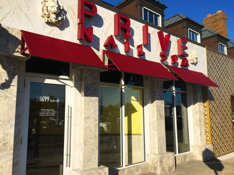 Eton Chagrin Boulevard Privé Nail Spa at Eton